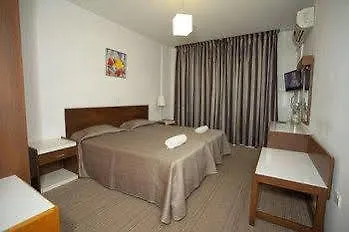 Hotell Petrou Bros *