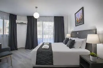 Hotell Petrou Bros *