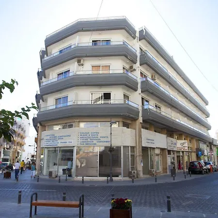 Petrou Bros Hotell *