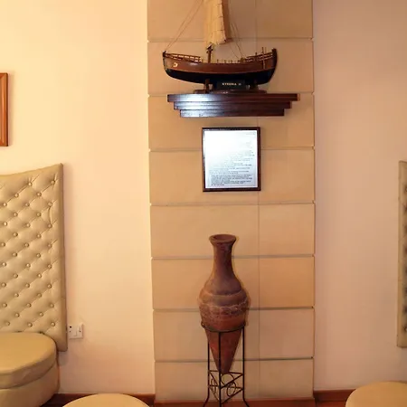 Petrou Bros Hotell