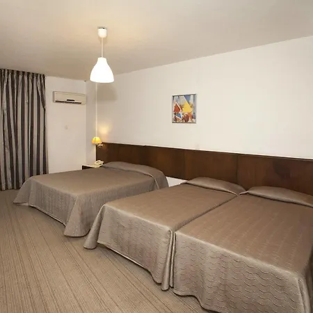 Hotell Petrou Bros Larnaca