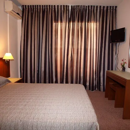 Petrou Bros Hotell *