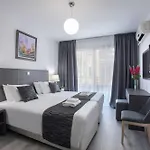 Petrou Bros Hotel